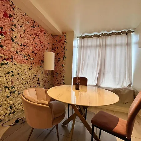 Golden Royal - Jacuzzi Appartement *