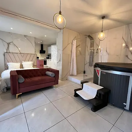 Golden Royal - Jacuzzi Appartement Rouen
